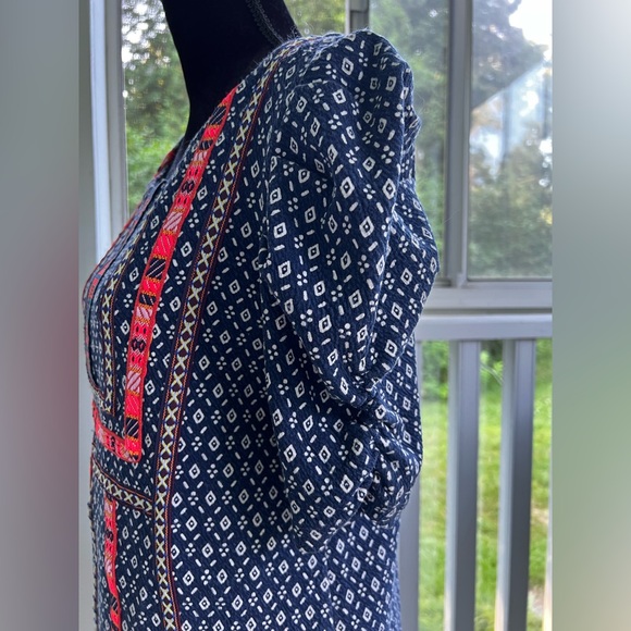 Anthropologie Akemi + Kin Embroidered Women's Tunic top - Picture 6 of 8